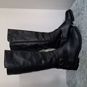 Ladies Black Tall Boots - Sz 7 - New